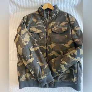 Tommy Hilfiger Men's Camouflage Jacket